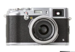 COMPACT FUJIFILM X100S