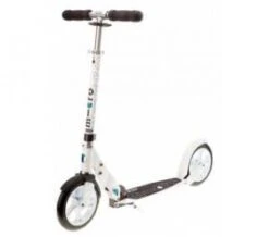 TROTINETTE ENFANT CARS