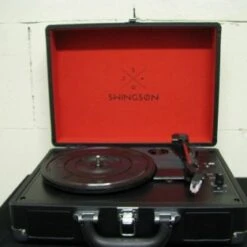 TOURNE DISQUE SWINGSON ON STAGE