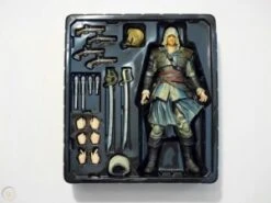 FIGURINE PLAY ART KAI EDWARD KENWAY (AC BLACK FLAG)